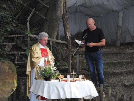 Sveta maša za domovino pri Ivanovem izviru in 26. tradicionalno kresovanje ob dnevu državnosti 2